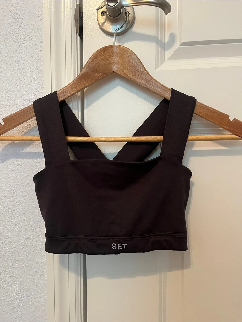SET Black Sports Bra with Cross Straps - Picture 1 of 2